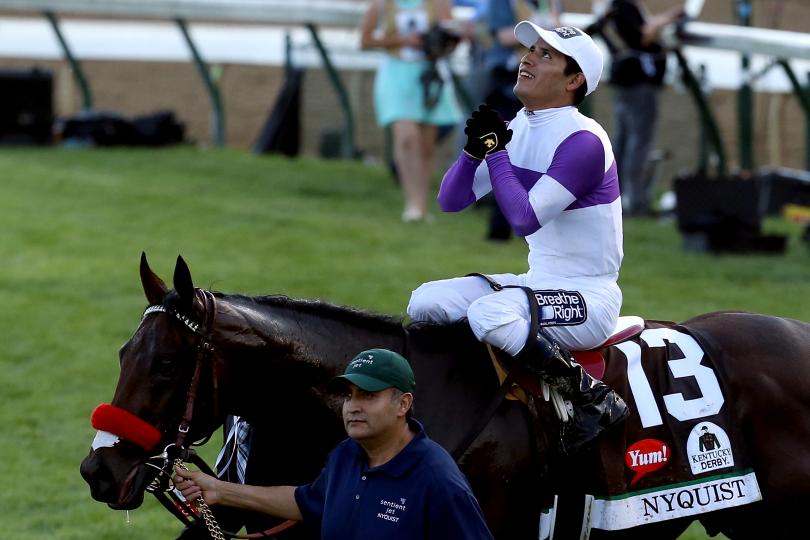 Favorite Nyquist races to Kentucky Derby victory, stays unbeaten