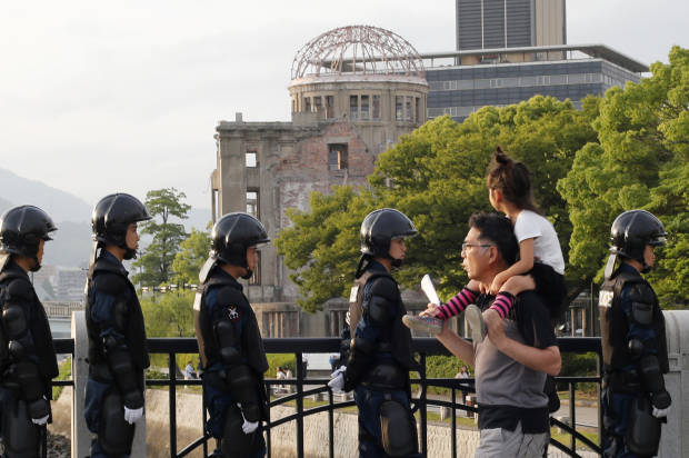 Obama's every gesture will be scrutinized in Hiroshima visit