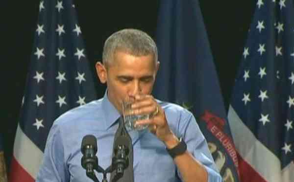 US President Barack Obama has sipped filtered water in Flint despite the &#x27 screw-up&#x27 that contaminated