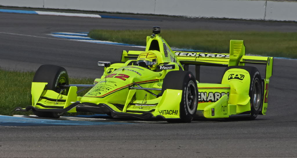 Angie's List GP pole winner Simon Pagenaud shoots through turn 7