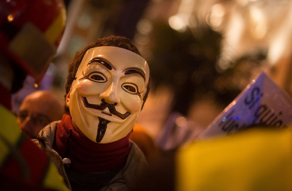 Anonymous Attacks the Bank of Greece as it Begins a 30 Day Campaign against Worldwide Banks