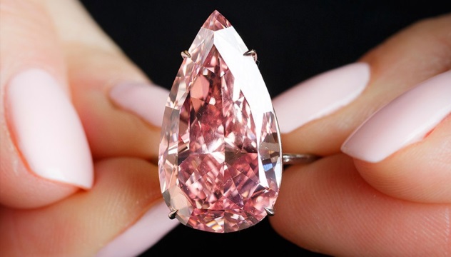 Pear-shaped pink diamond goes for US$31.5m at Sotheby's