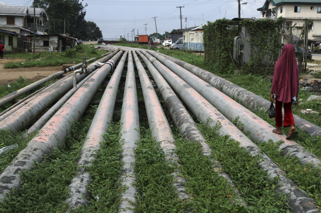 Attack by 'Avengers&#39 Militant Group Forces Chevron to Close Oil Facility in Nigeria