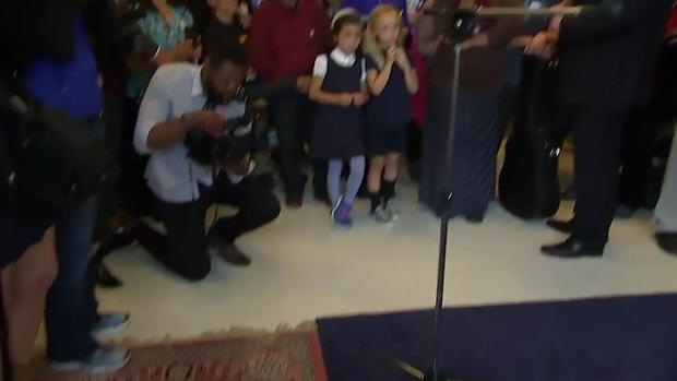 Raw Bernie Sanders Speaks to Supporters in Oakland