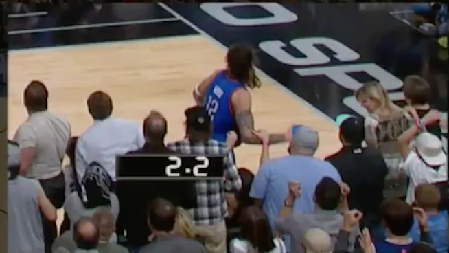 Fan Grabs Steven Adams's Arm at End of Thunder Spurs Game