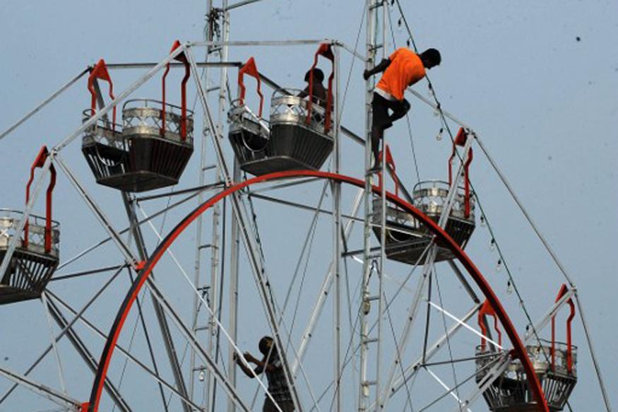 1 Dead 9 Injured After Giant Wheel Collapses in Chennai Theme Park