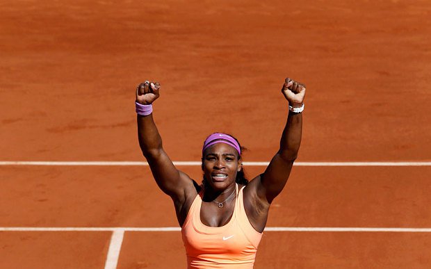 Serena Williams moves on to the final sixteen of the 2016 French Open