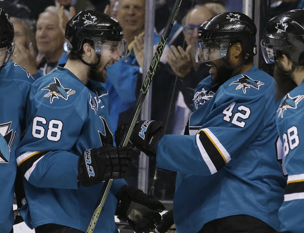 Sharks head to 1st Cup final after 5-2 win over Blues