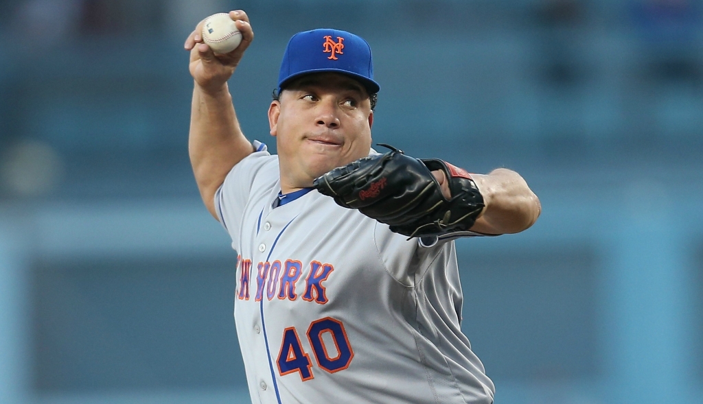 Bartolo Colon pitches