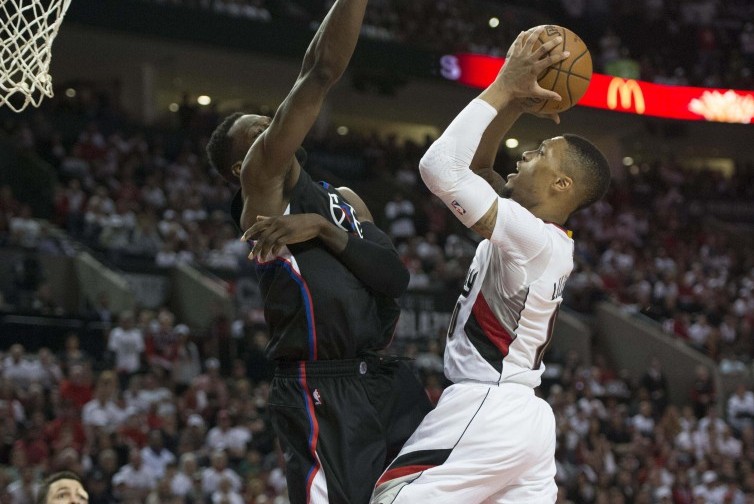 Trail Blazers Advance Past Depleted Clippers