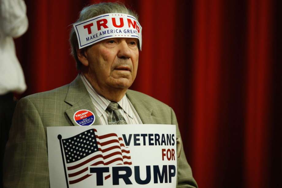 TOPSHOT- A supporter of Republican presidential candidate Donald Trump attends a fundraising event in Lawrenceville New Jersey