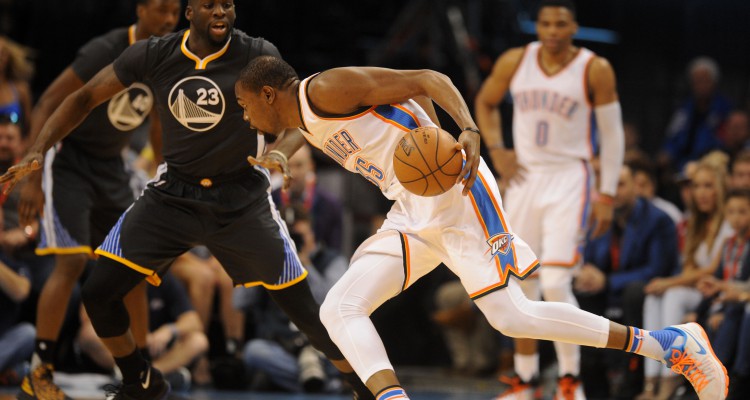 Feb 27 2016 Oklahoma City OK USA Oklahoma City Thunder forward Kevin Durant drives to the basket in front of Golden State Warriors forward Draymond Green during the second quarter at Chesapeake Energy Arena. Mandatory Credit Mark D. Smith