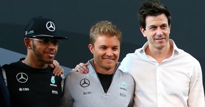 1022.6666666666666x767__origin__0x0_Nico_Rosberg_Toto_Wolff_Lewis_Hamilton