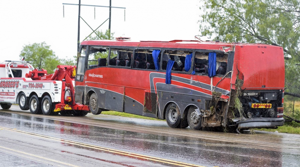 8 killed, 44 injured in Texas bus crash