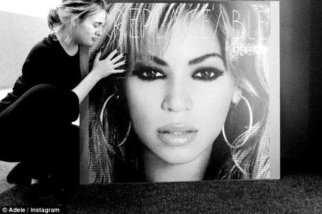 Adele worships Beyonce