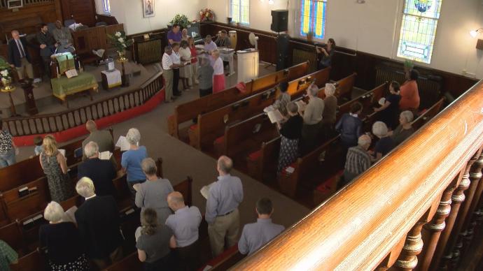 Charleston remembers victims on church shooting anniversary