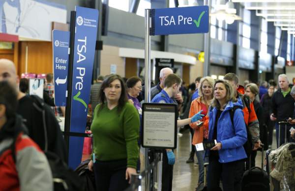 Efforts to cut U.S. airport security delays not sustainable: American Airlines CEO