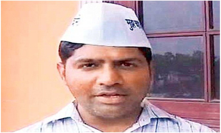 FIR against AAP MLA Dinesh Mohaniya for misbehaving with Woman