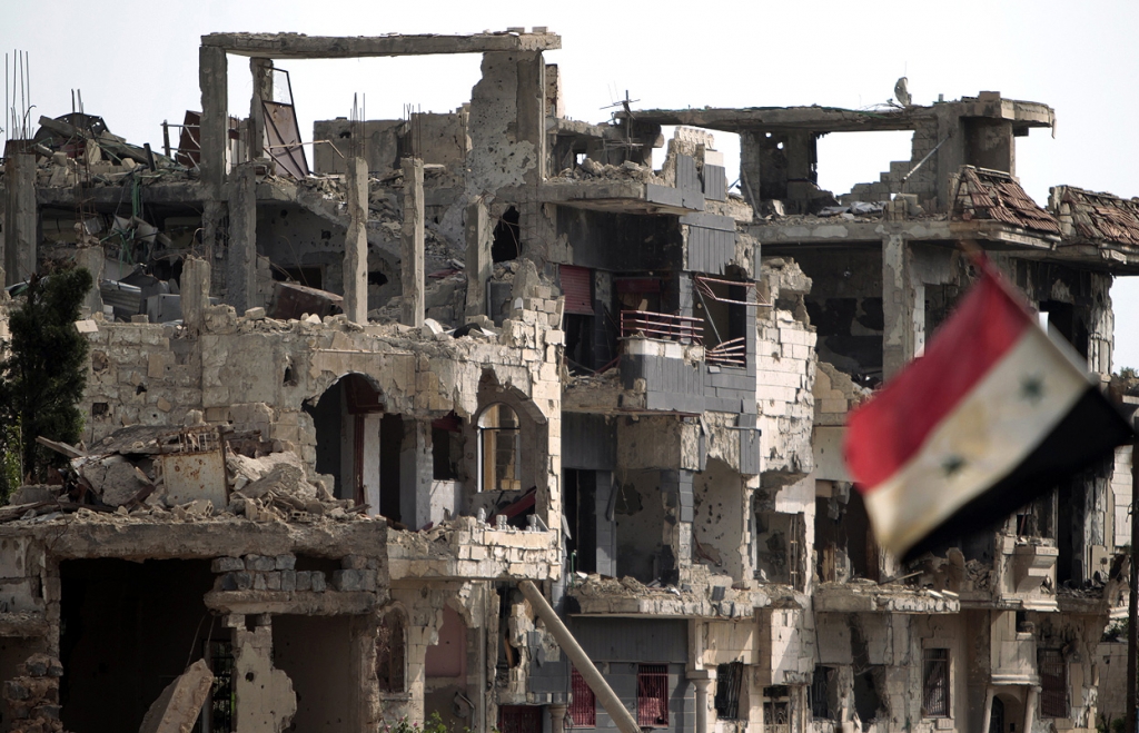 Food aid enters Syria's besieged Daraya for first time since 2012: Red Crescent