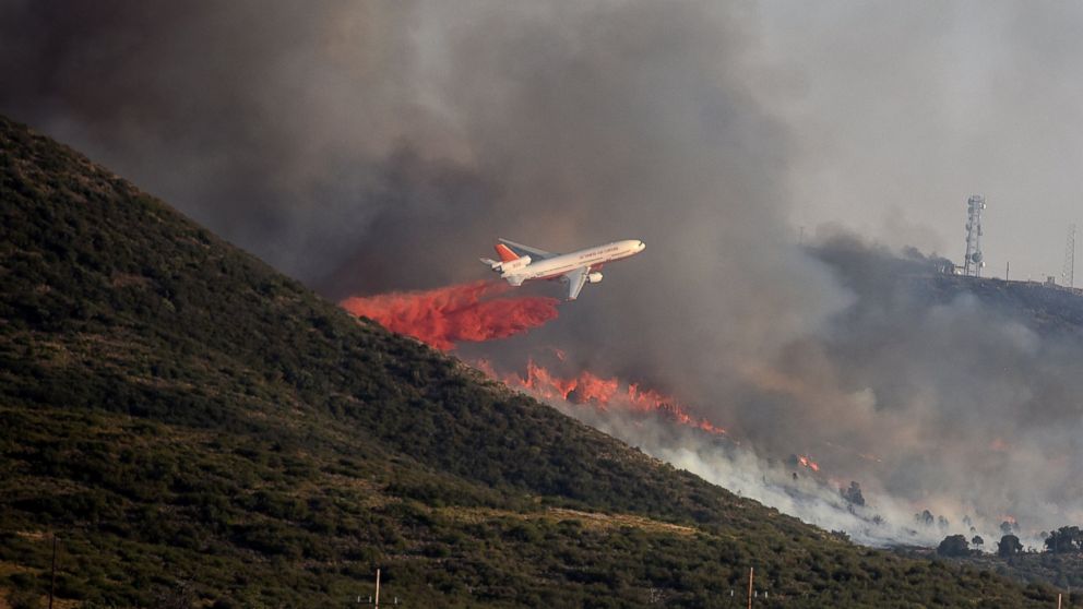 Homes Evacuated as 400 Acre Wildfire Grows in Arizona