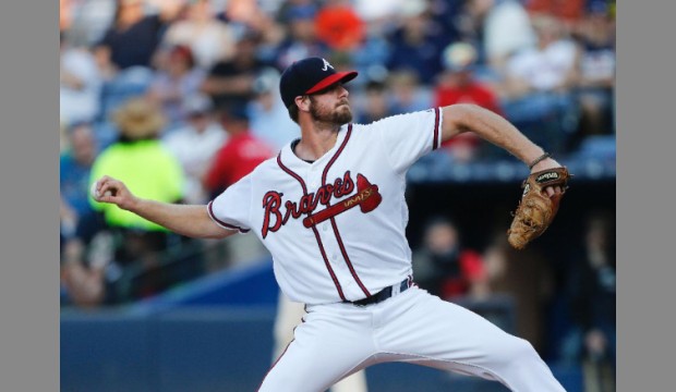 Braves' Gant leaves game with oblique strain; Indians win 8-3