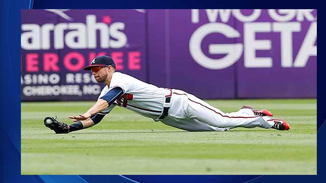 Freeman's HR in 11th inning lifts Braves past Giants, 5-4