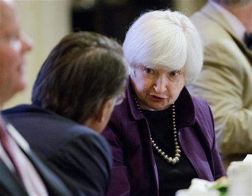 Fed is likely to keep rates steady as investors seek hints