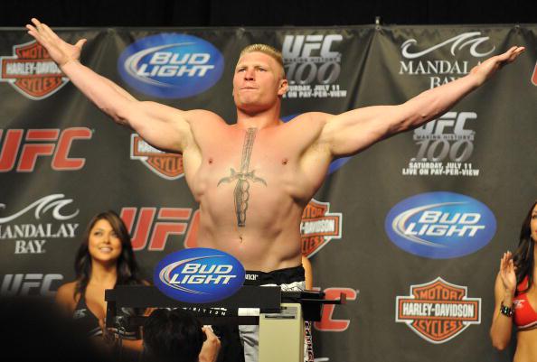 Brock Lesnar returns to UFC signed for UFC 200                 Posted