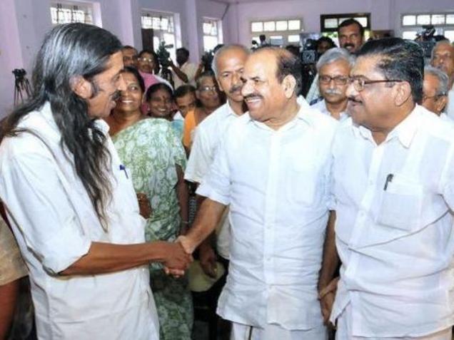 CPI leader Pannian Ravindran CPI State unit secretary Kodiyeri Balakrishnan and KPCC presidentV.M. Sudheeran at a convention organised by the Save SBT Forum in Thiruvananthapuram on Thursday against the merger of the SBT with SBI