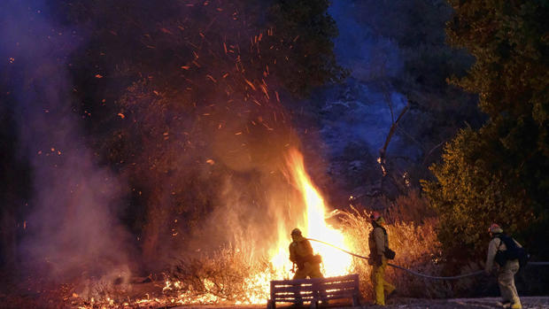 Calif. Residents Forced to Flee as Fire Consumes 500 Acres