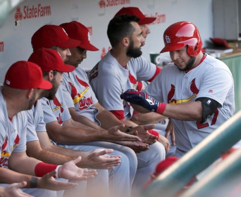 St. Louis Cardinals Jhonny Peralta celebrates in the