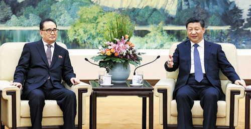 Chinese President Xi Jinping meets with North Korean special envoy Ri Yong-su in Beijing on Wednesday. /Xinhua-Yonhap