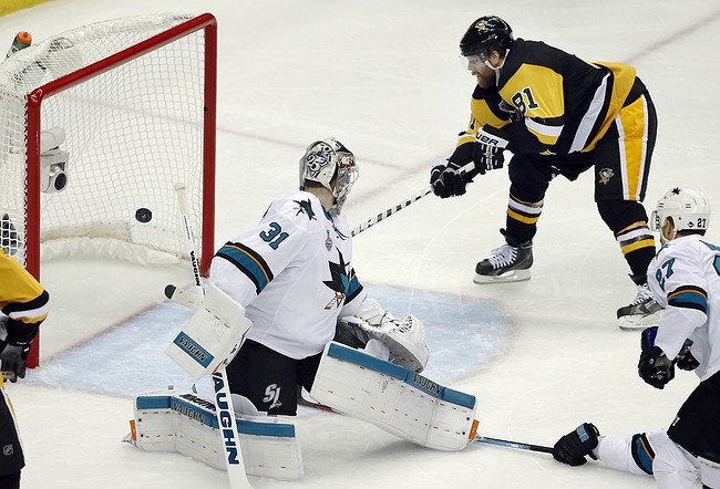 The Latest: Camera lens on the ice gets Game 2 into focus