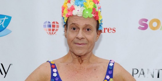 Did Richard Simmons really leave the hospital on Saturday?