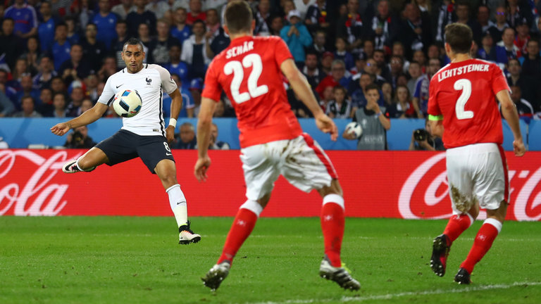 Dimitri Payet hit the crossbar in the latter stages for France