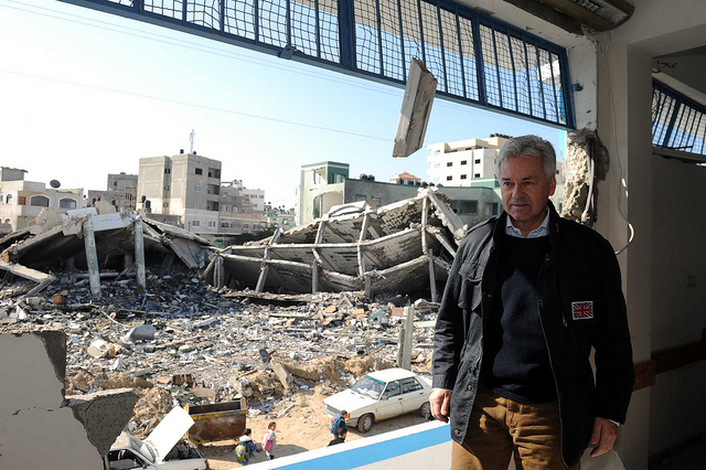 Shareef Sarhan via DFID- UK Department for International Development at Flickr. UK Minister of State for International Development Alan Duncan MP visits Gaza 10th December 2012. He is the first British minister to visit Gaza since the