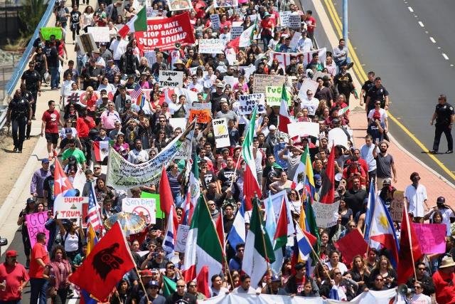 Crowds show up for Trump rally