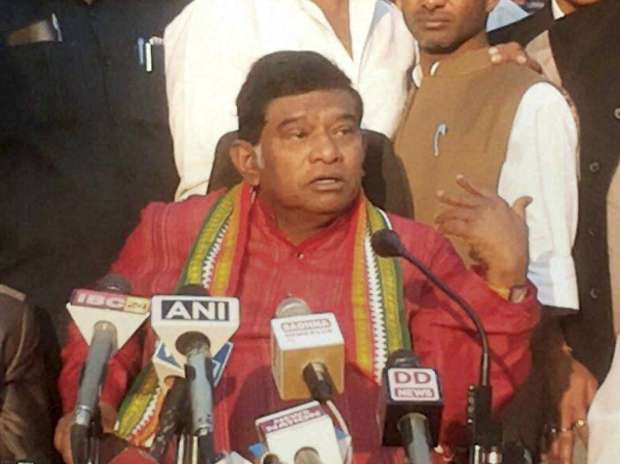 Former Chief Minister of Chhatisgarh Ajit Jogi addressing a press conference in Raipur