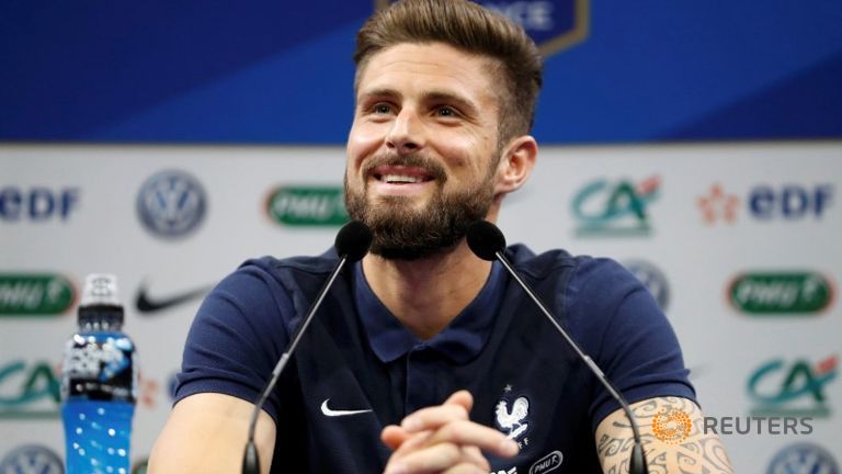 Antoine Griezmann warns France fans they are damaging whole team by booing Olivier Giroud