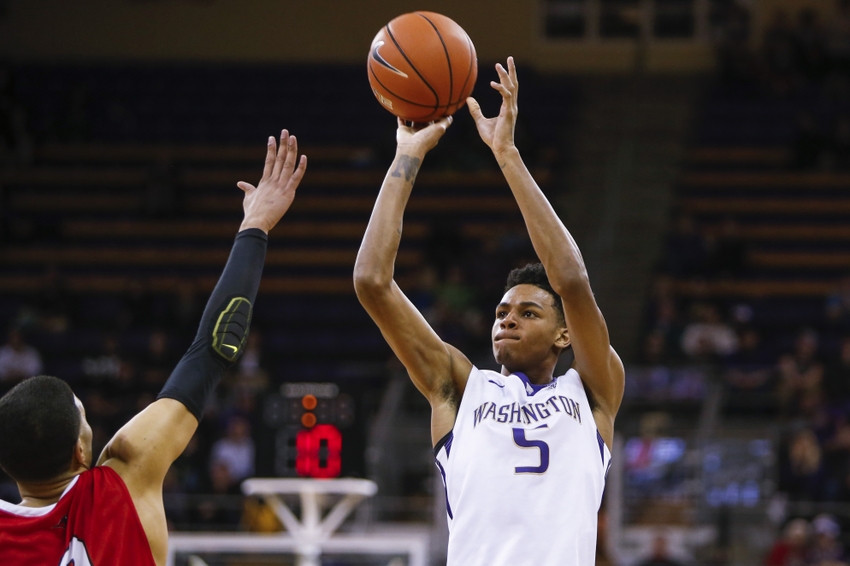 Dec 22 2015 Seattle WA USA Washington Huskies guard Dejounte Murray shoots against the Seattle Redhawks during the second half at Alaska Airlines Arena. Washington defeated Seattle 79-68. Mandatory Credit Joe Nicholson-USA TODAY Sports