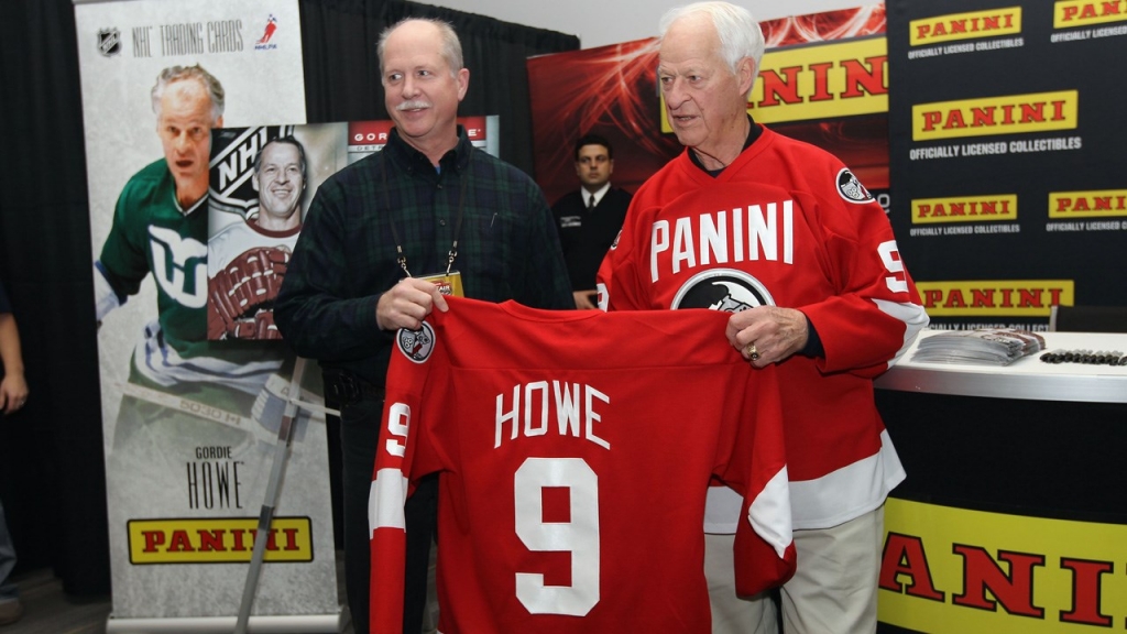 NHL Hall of Famer Gordie Howe, 'Mr. Hockey,' Dies at 88