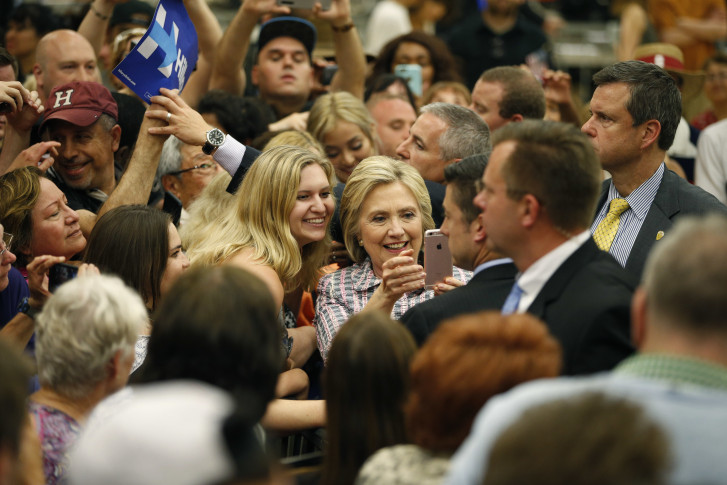 After weekend wins, Clinton on cusp of Democratic nomination