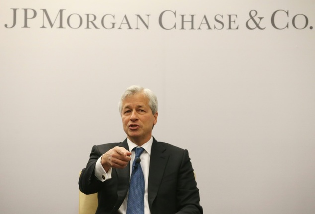 Jamie Dimon has said JP Morgan Chase could move 4,000 jobs out of Britain if it leaves the EU