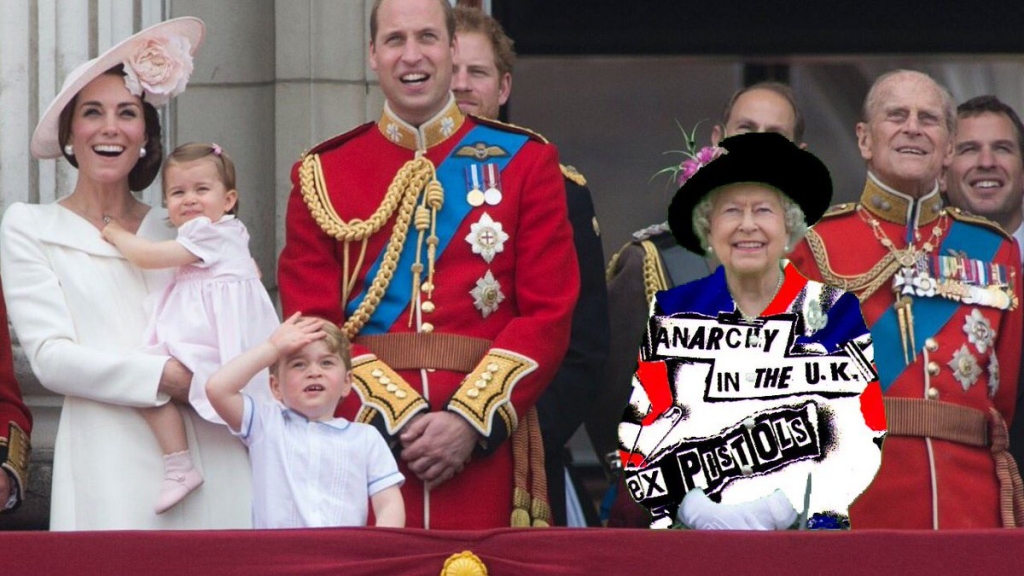 Nice of the Queen to wear a green screen for her birthday celebration...#Queenat90