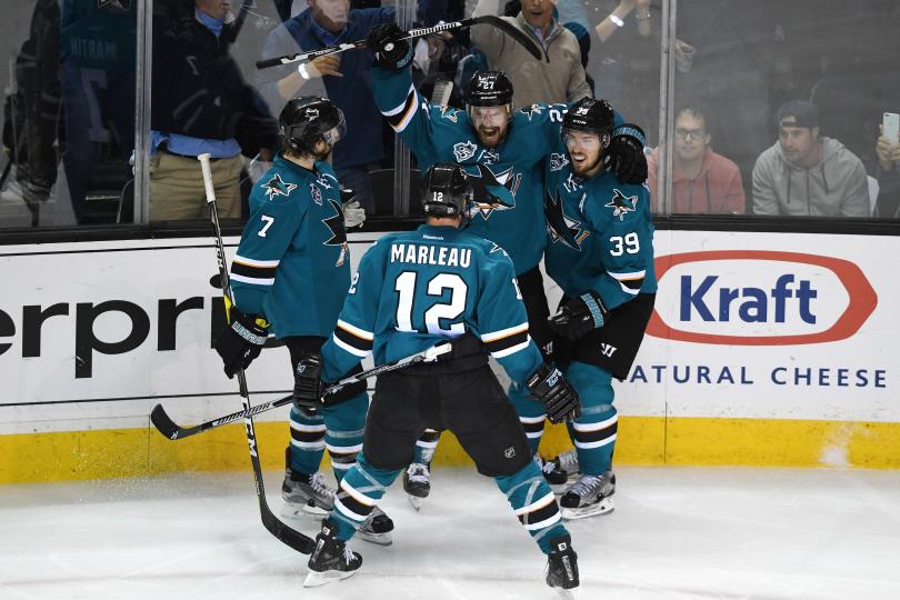 Sharks head to 1st Cup final after 5-2 win over Blues