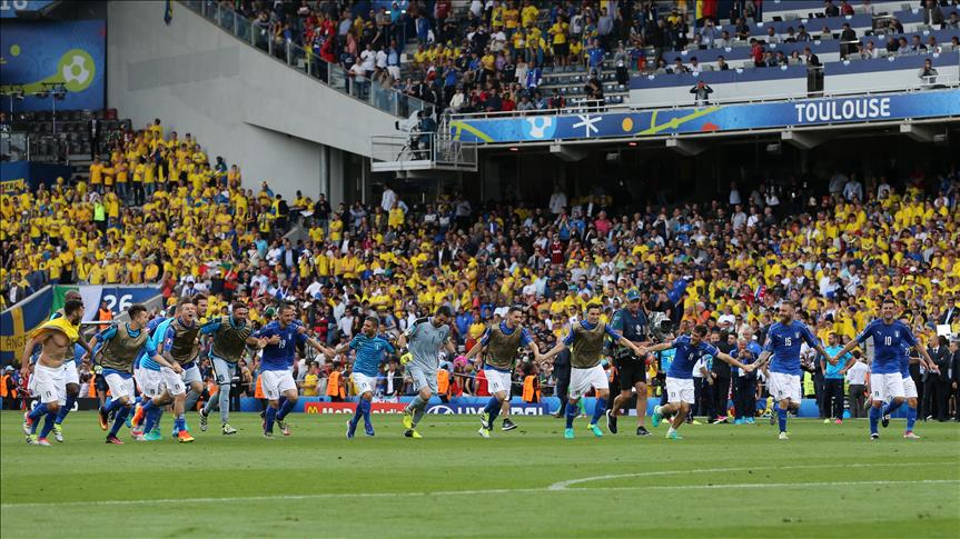 Euro 2016 Italy qualify for last 16