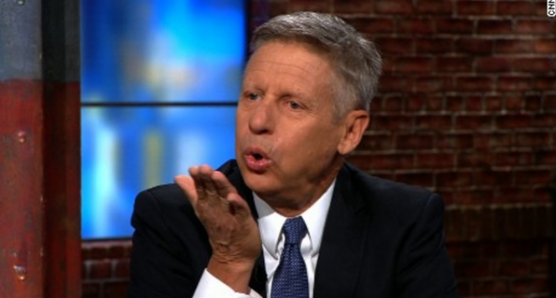 Libertarian Presidential nominee Gary Johnson taunts Donald Trump on CNN