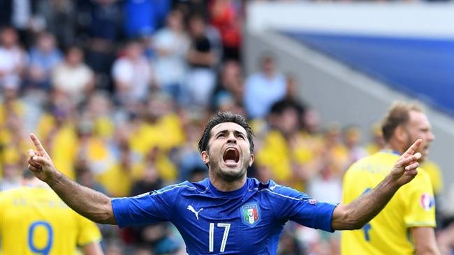 Italy's forward Eder celebrates a goal during the Euro 2016 group E football match between Italy and Sweden at the Stadium Municipal in Toulouse