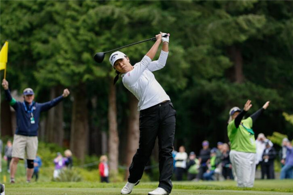 Canadian golf star Henderson fires ace at Women's PGA Championship