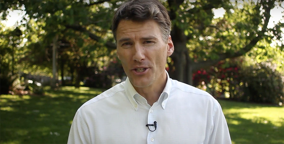 Gregor Robertson criticizing the Trans Mountain pipeline expansion